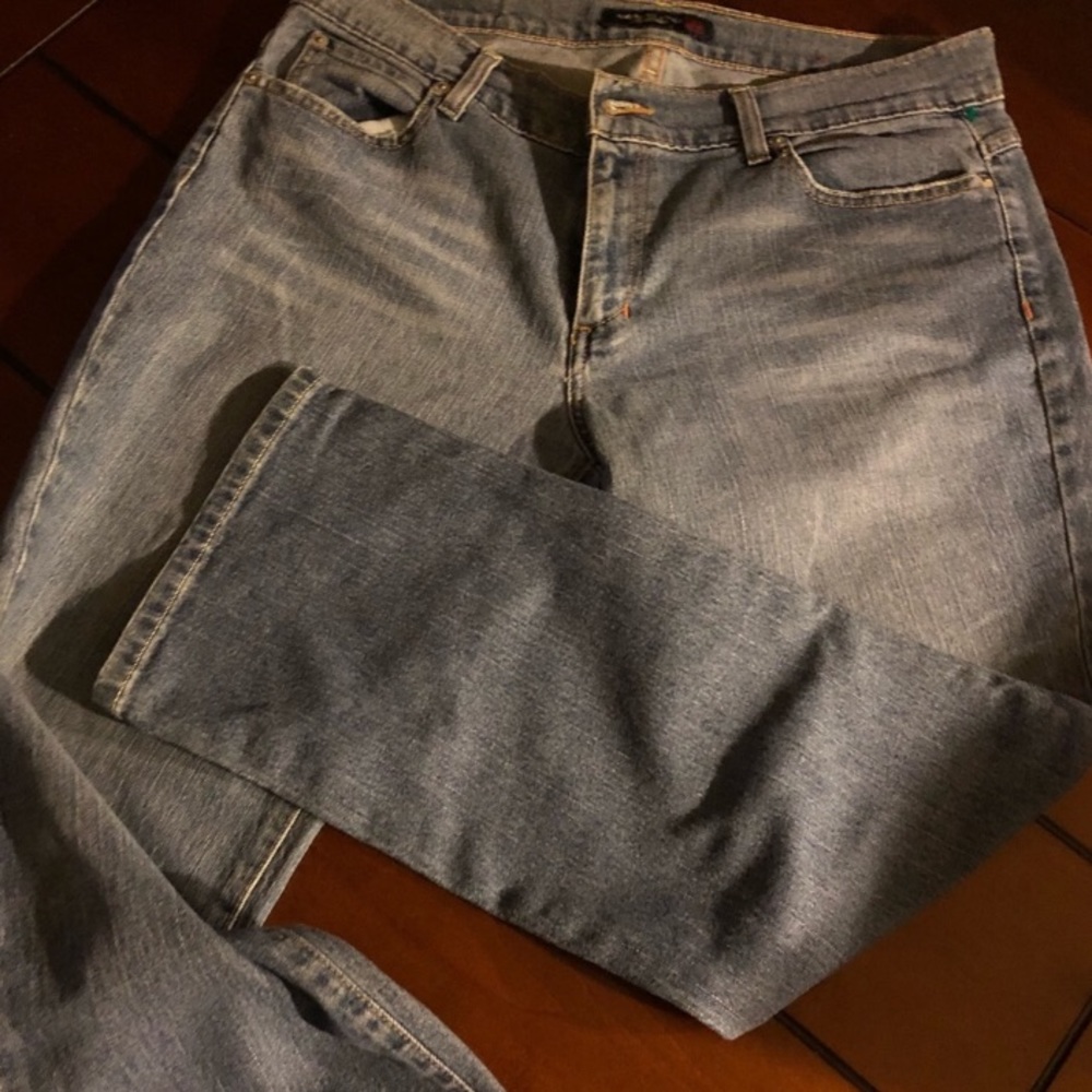 American Eagle Boot Cut Jeans in 12S